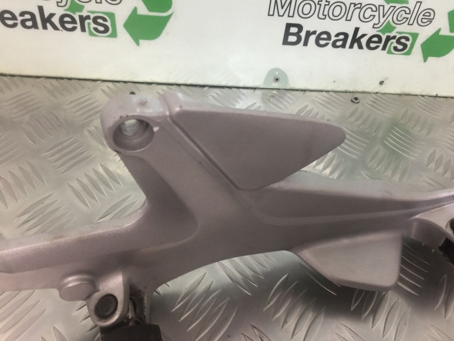 HONDA CBF500 CBF 500 LEFT HANGER AND PEGS  YEAR 2004-08 (STOCK 917)