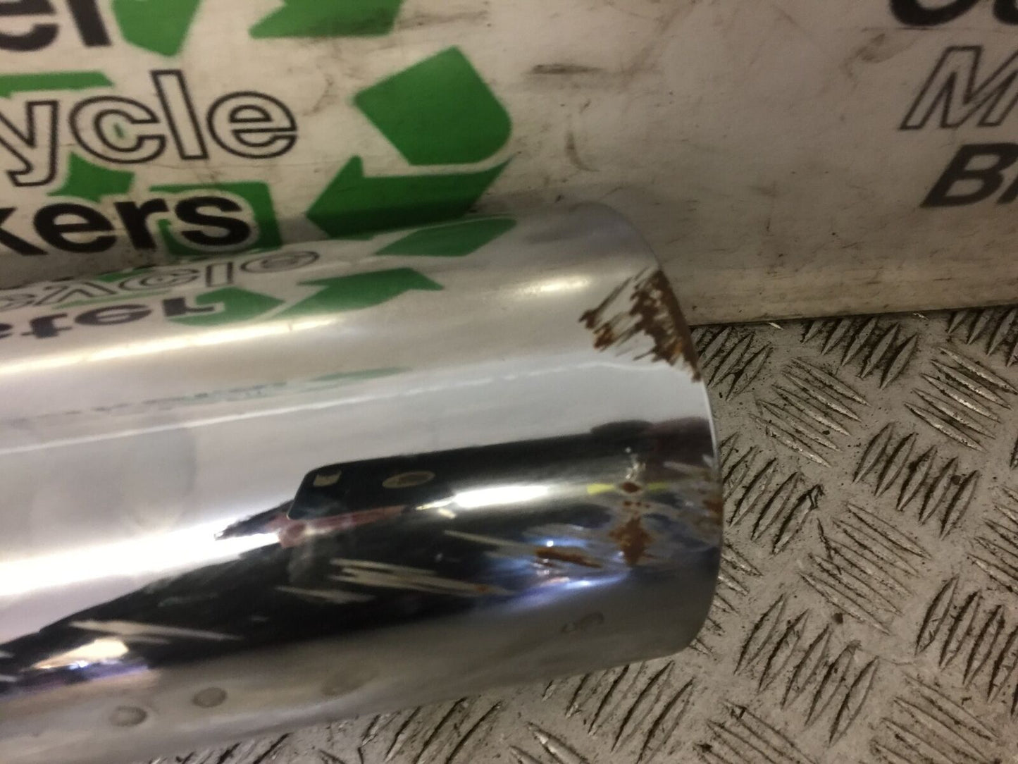 YAMAHA XJR1300 XJR 1300 LEFT SILENCER YEAR 1999-2005  (STOCK 708)