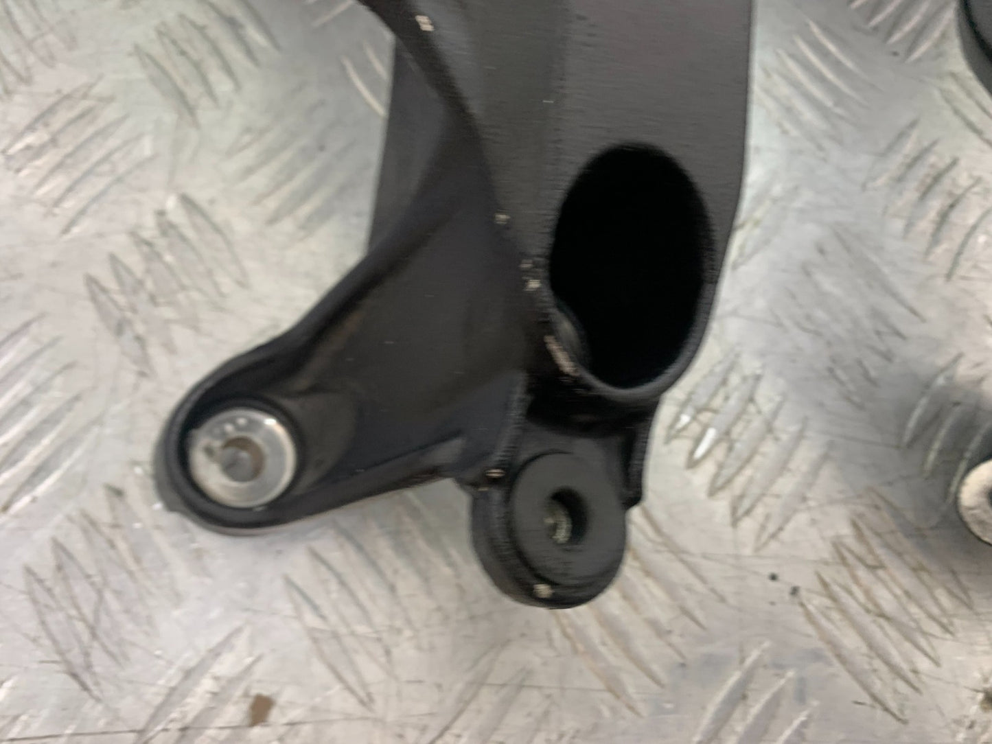 MV AGUSTA 675 F3 ENGINE BRACKETS  YEAR 2012-2016 (CMB1302)