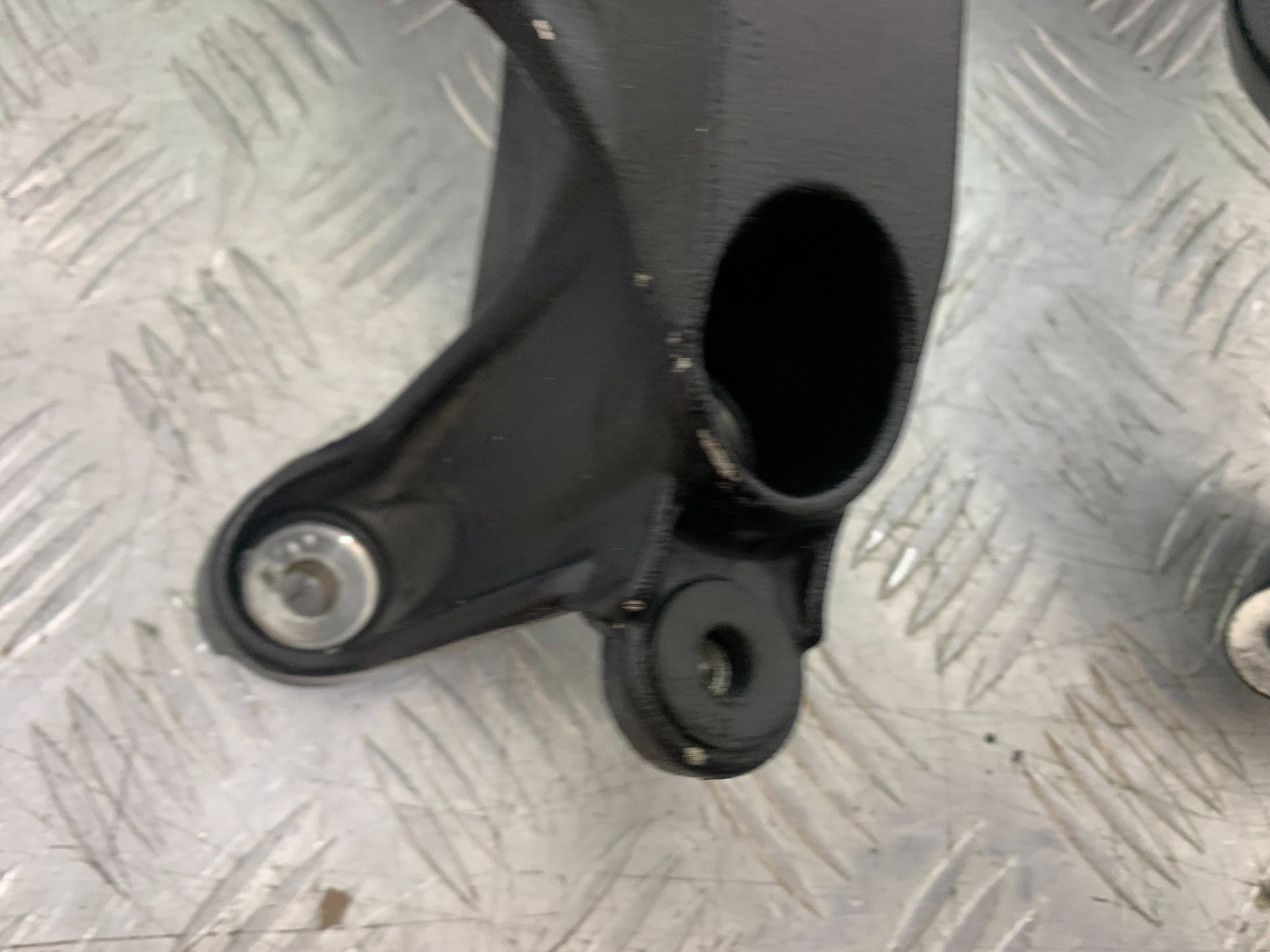 MV AGUSTA 675 F3 ENGINE BRACKETS  YEAR 2012-2016 (CMB1302)