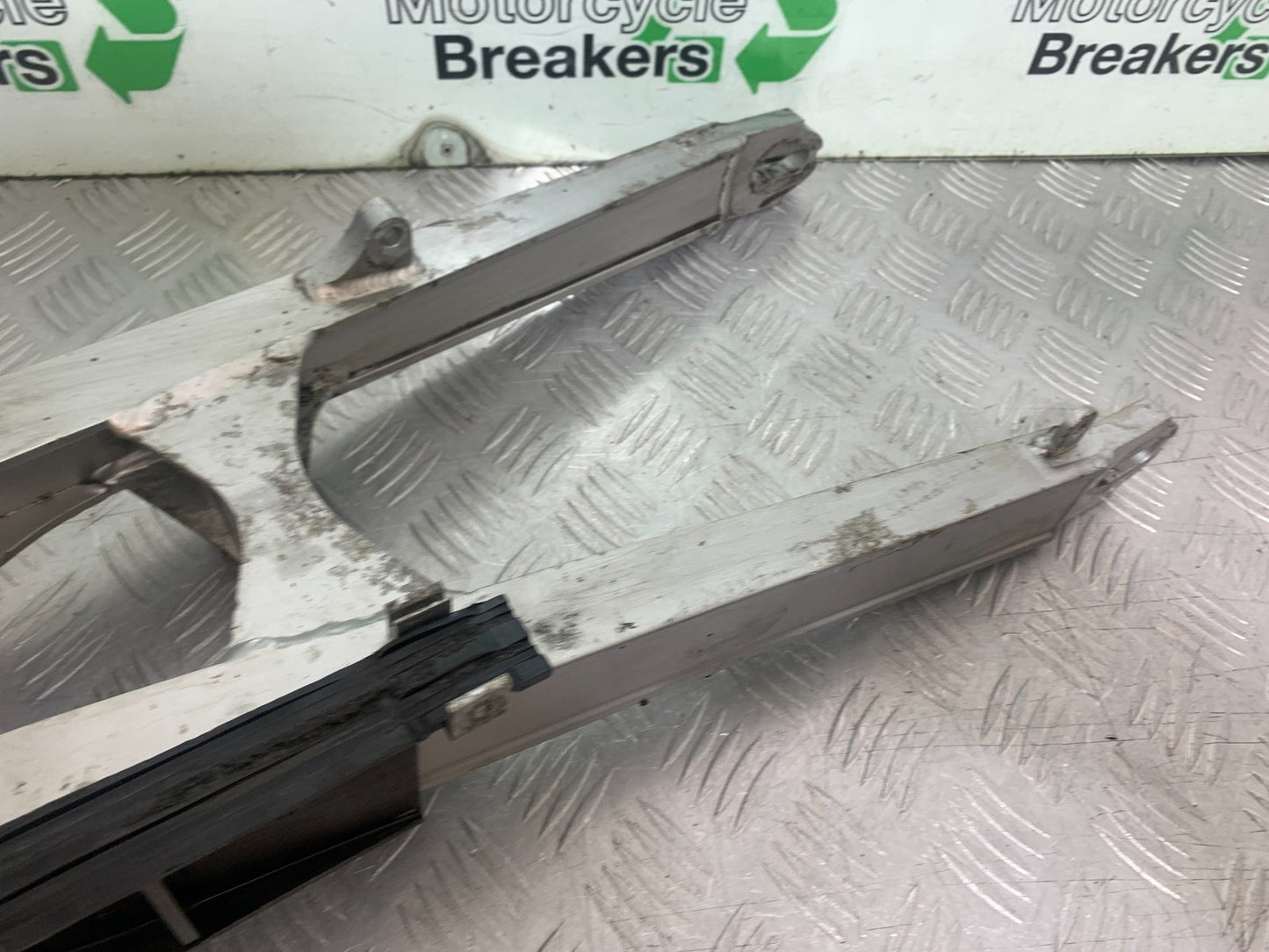 KAWASAKI GPZ600 GPZ 600 SWINGARM YEAR 1988-90 (CMB1258)