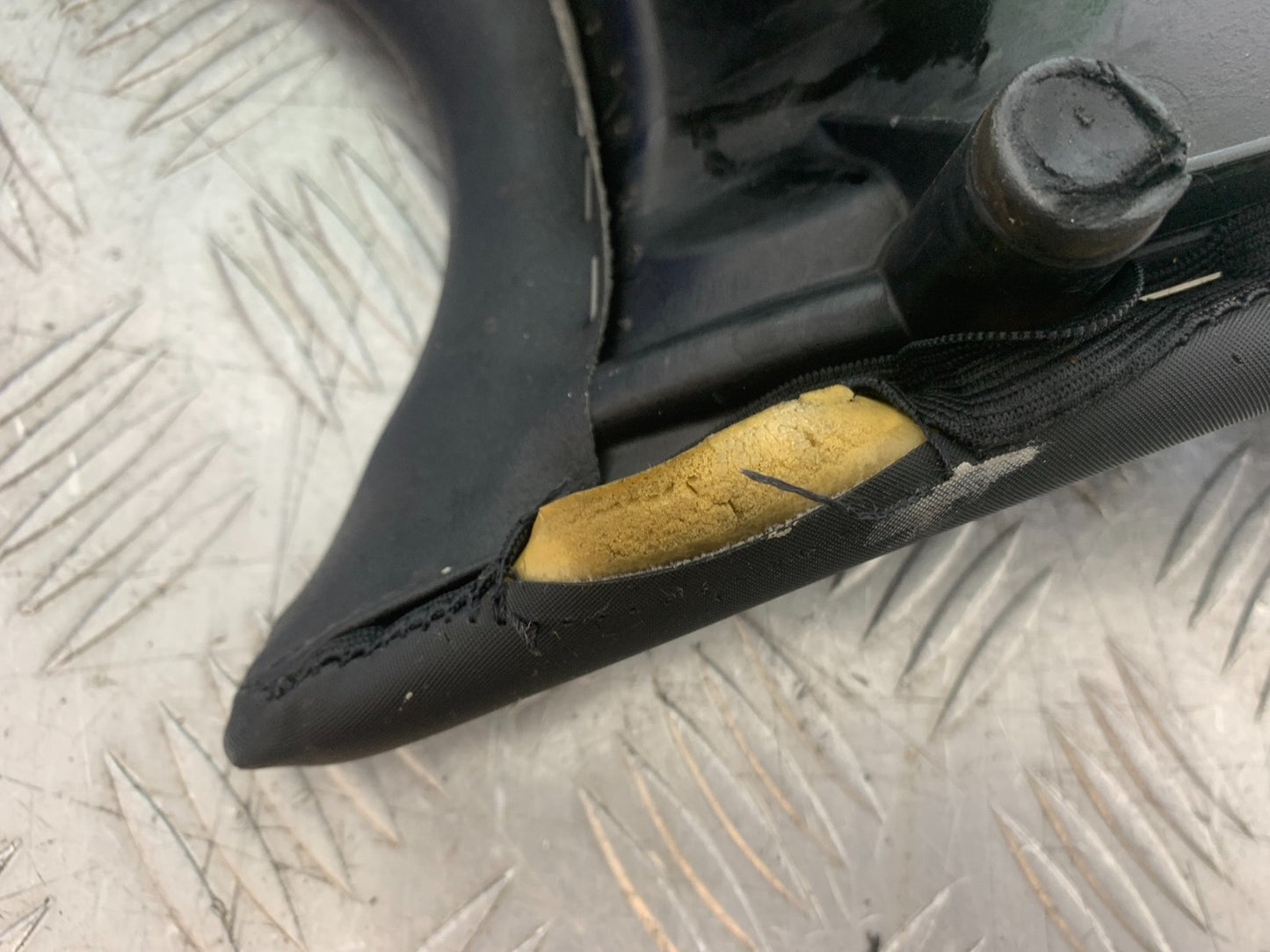 BMW S1000 RR FRONT SEAT  YEAR 2015-2018 (CMB1246)