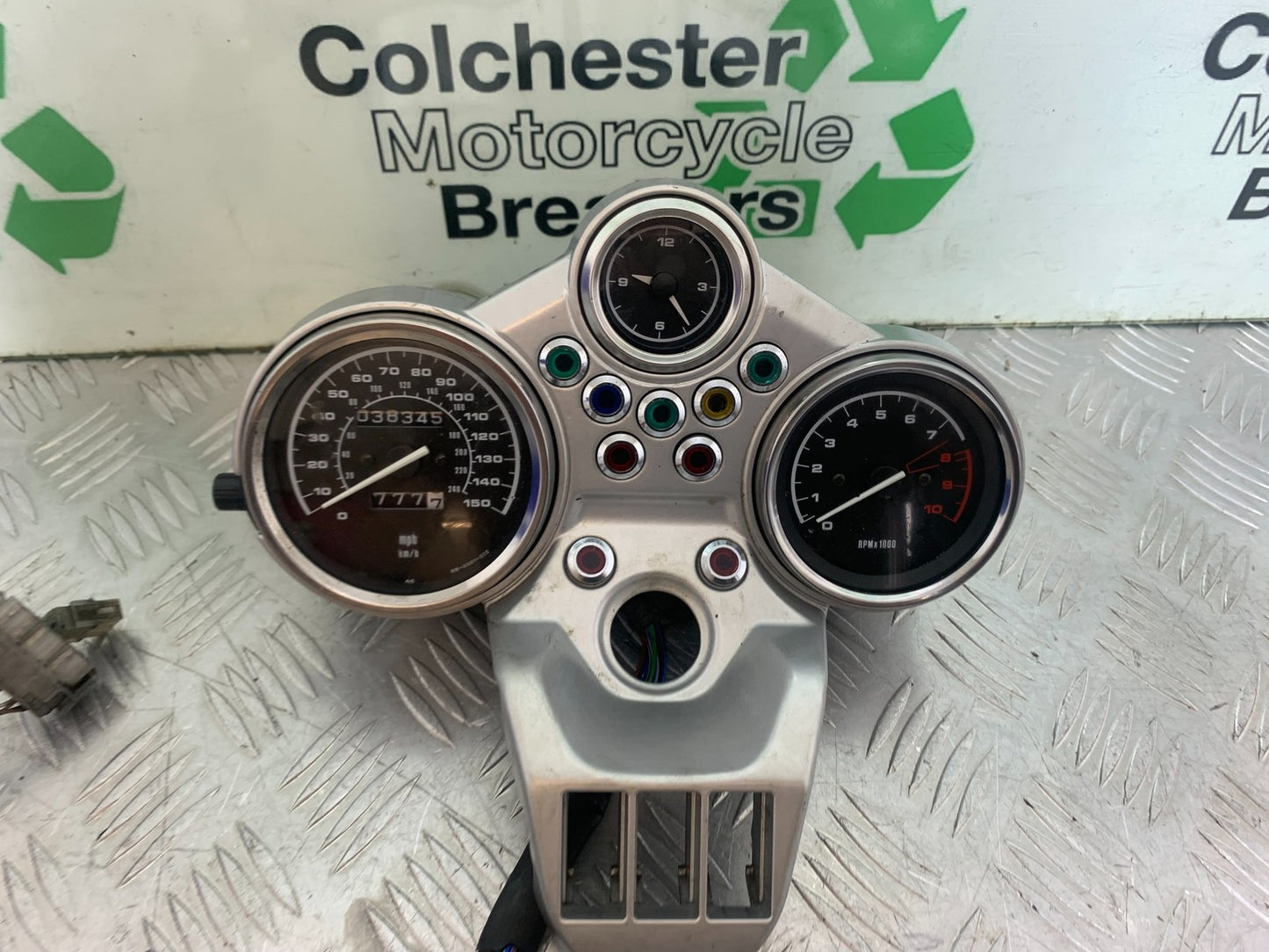 BMW R850 R R850R CLOCKS SPEEDO DASH  YEAR 1994-2002 (CMB1170)