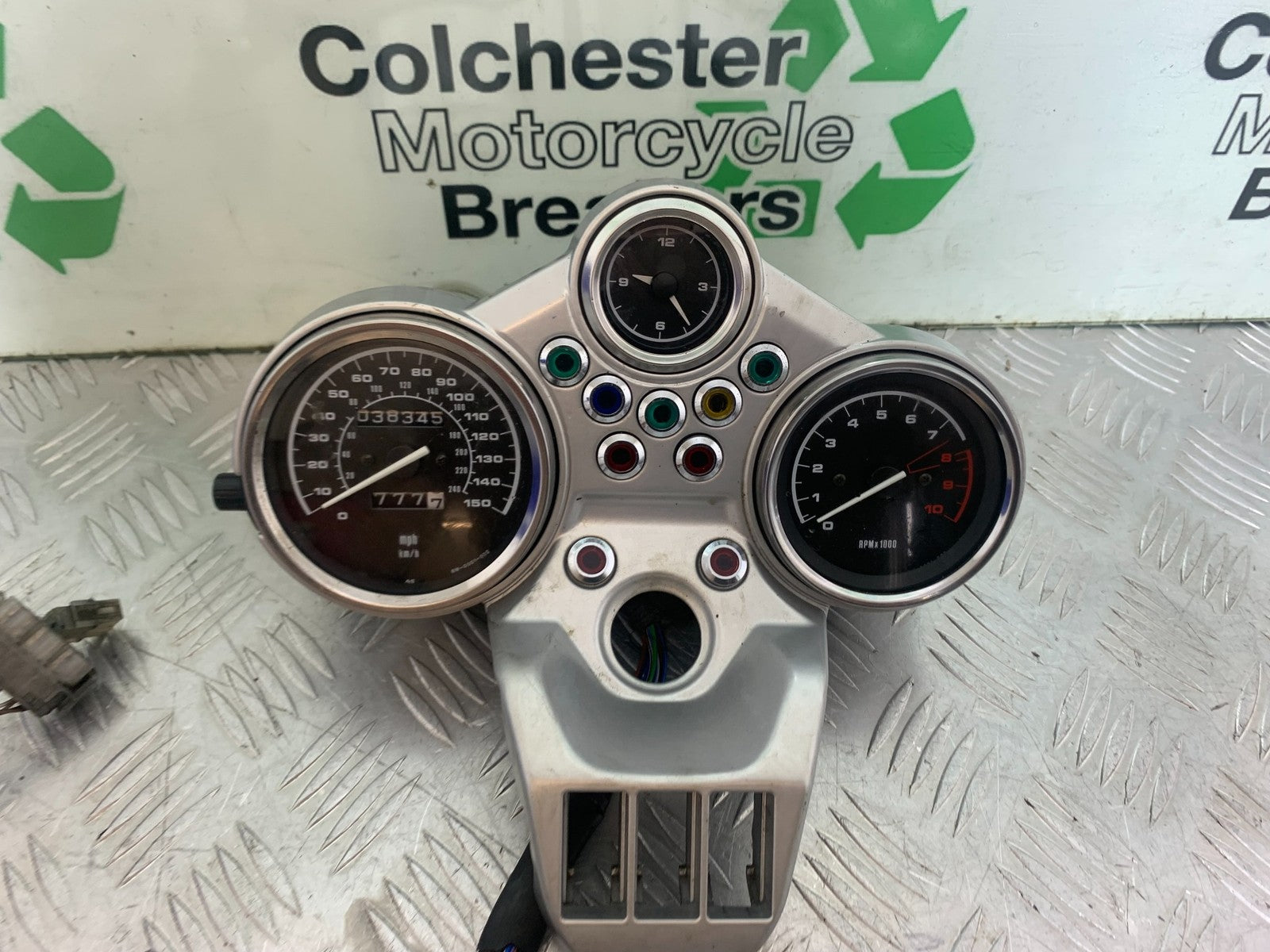 BMW R850 R R850R CLOCKS SPEEDO DASH  YEAR 1994-2002 (CMB1170)