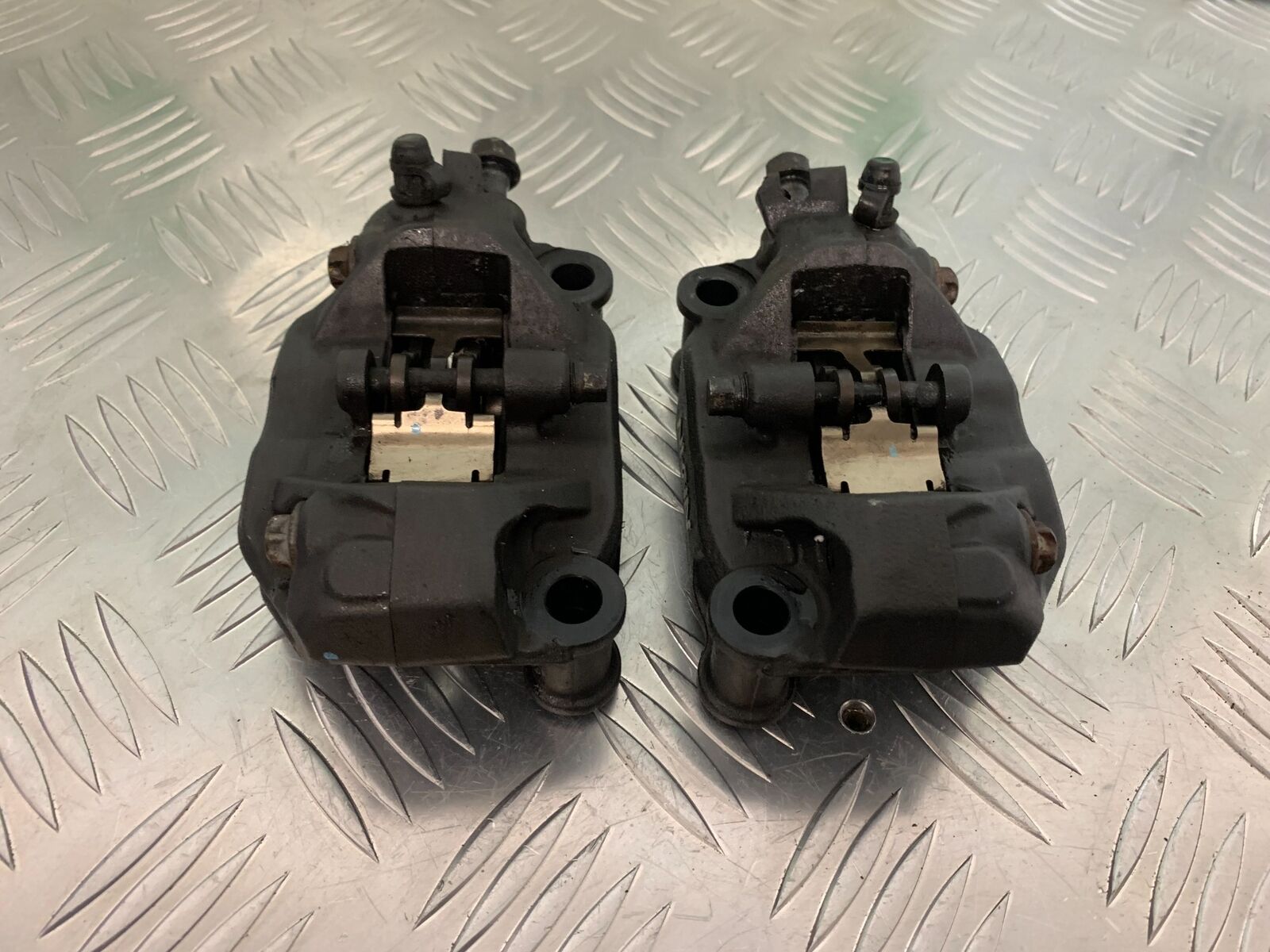 HONDA CB500 F CB500F FRONT BRAKE CALIPERS   YEAR 2022 (STOCK 951)