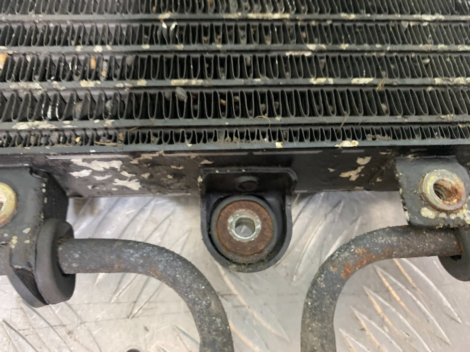 TRIUMPH TROPHY 900 OIL COOLER AND LINES YEAR 1991-95 (CMB1251)