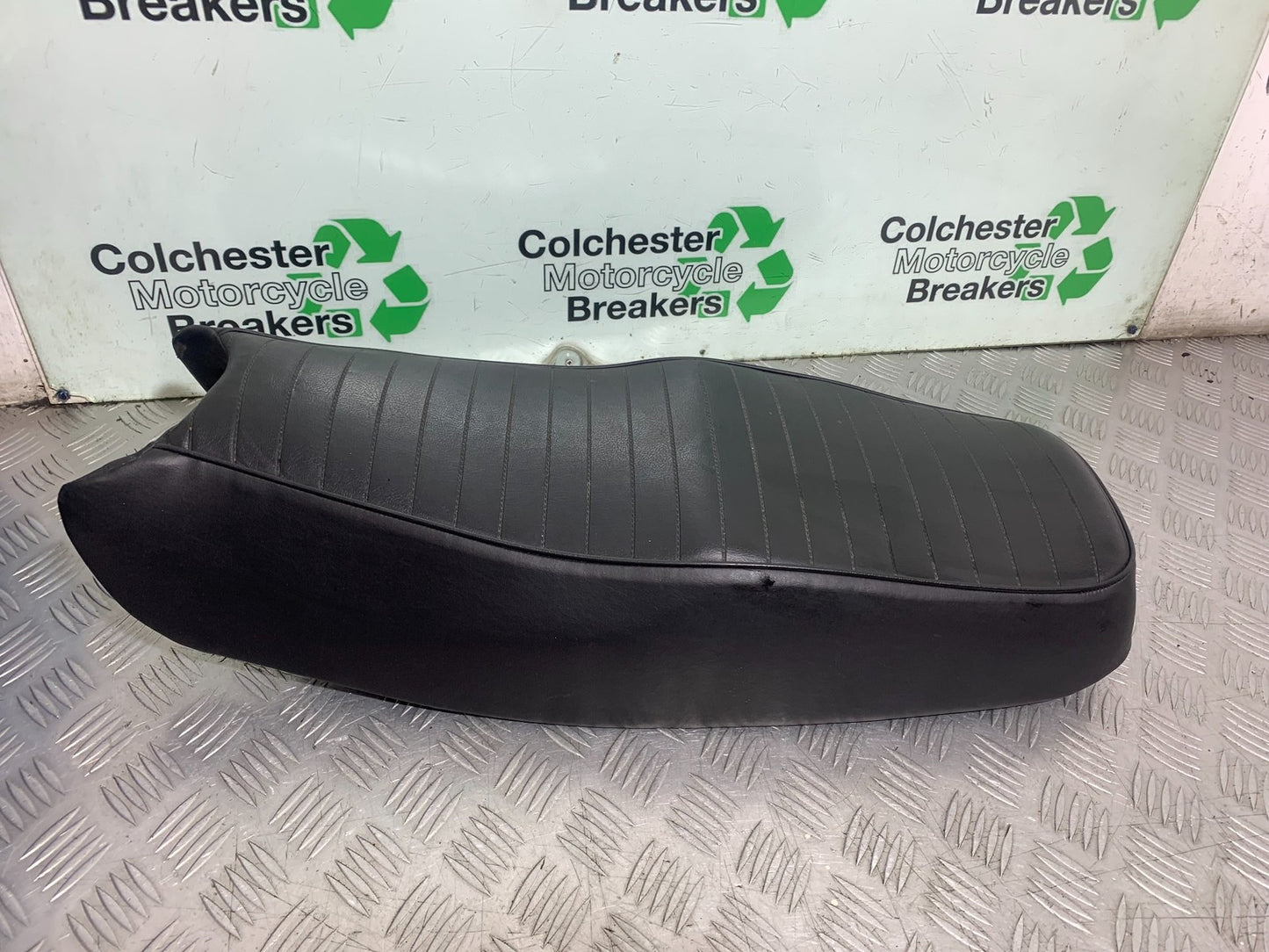 HONDA NTV 600 REVERE SEAT YEAR 1988-1996  (CMB1281)