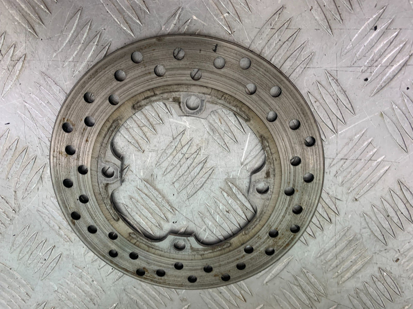 HONDA CBR1000 rr FIREBLADE REAR BRAKE DISC  YEAR 2012-2016 (CMB1198)