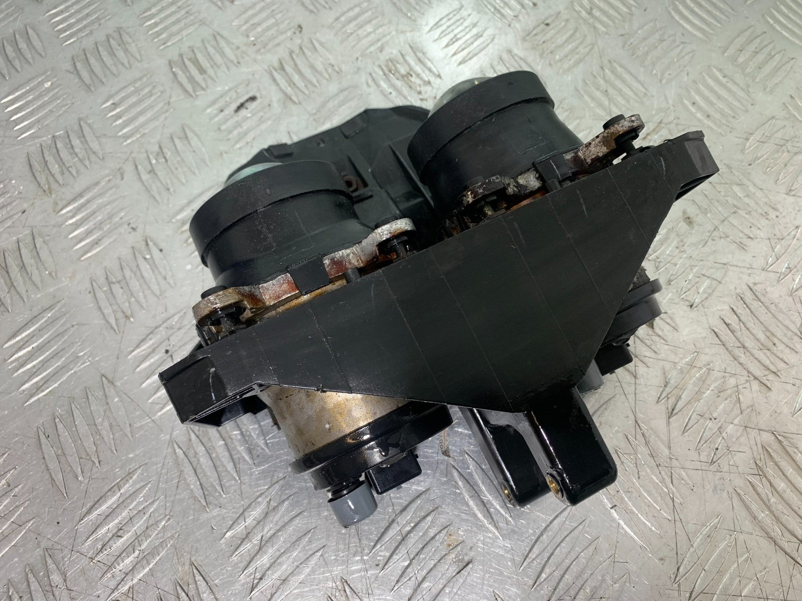 KTM RC125 RC 125 HEADLIGHT  YEAR 2017-2022 (CMB 1244)