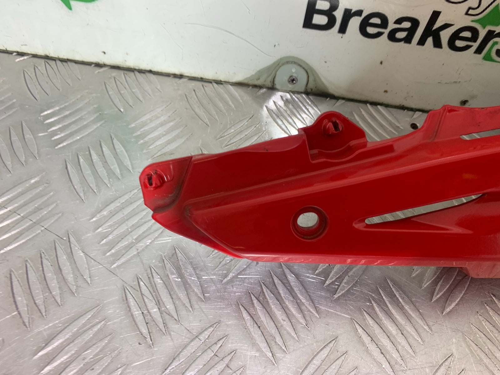 HONDA CBR500R CBR 500 R RIGHT SEAT PANEL  YEAR 2012-16 (CMB1151)