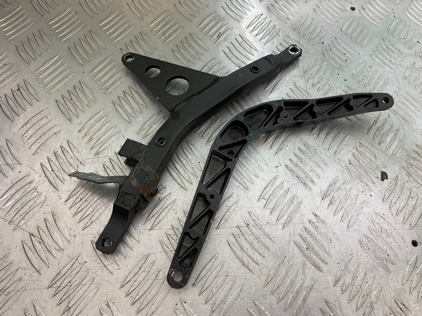 KAWASAKI GTR1400 GTR 1400 FRAME RAILS  YEAR 2007-2009 (CMB1306)