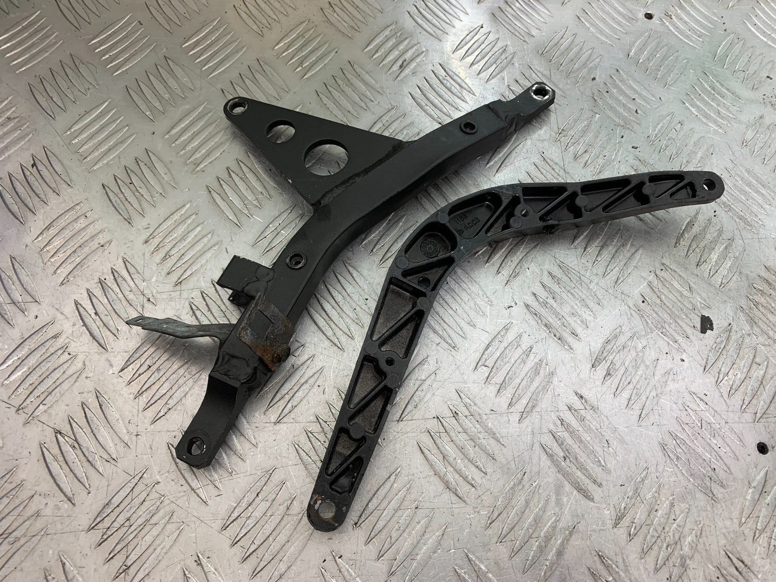 KAWASAKI GTR1400 GTR 1400 FRAME RAILS  YEAR 2007-2009 (CMB1306)