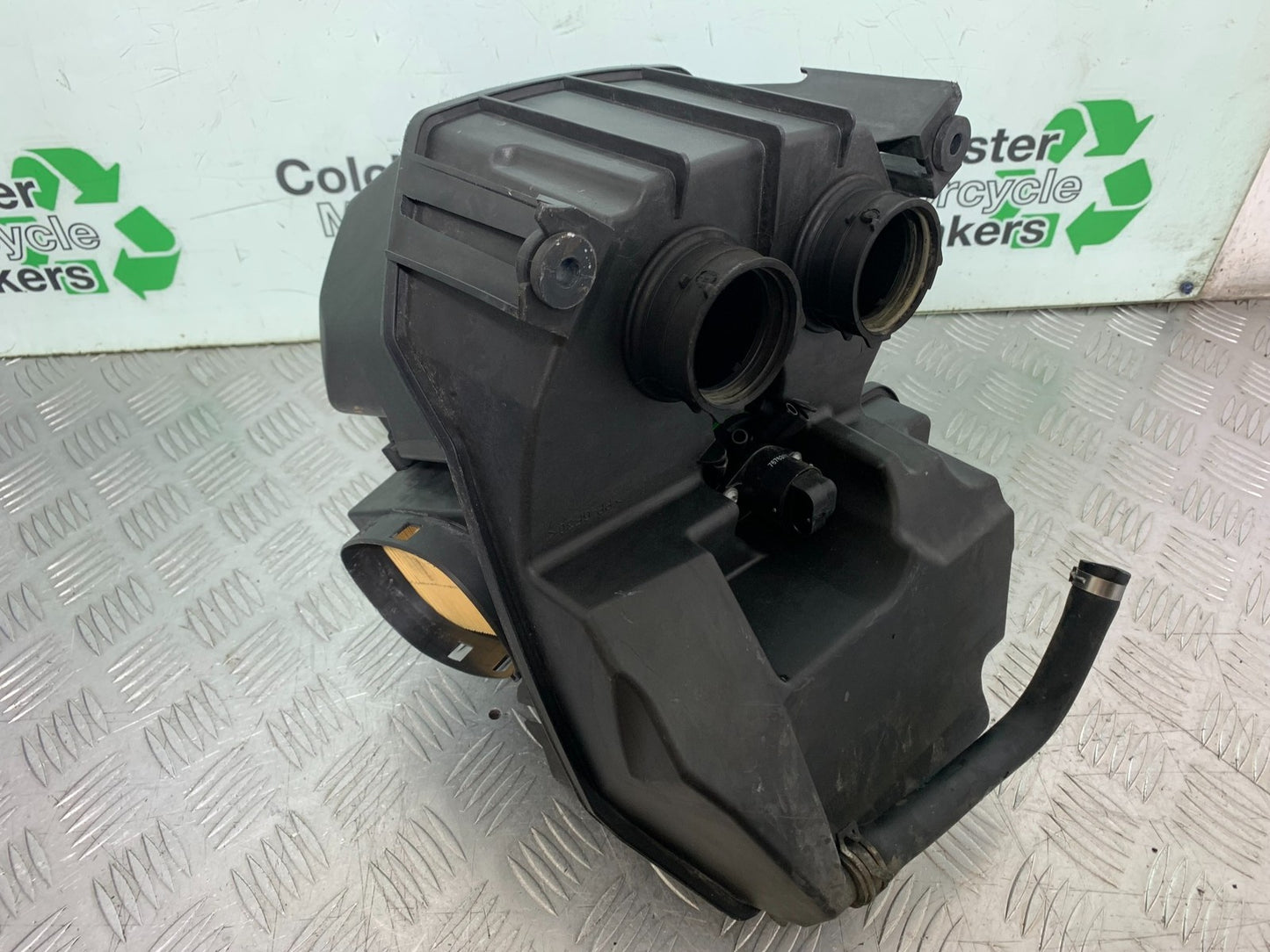 BMW F800 GT AIRBOX  YEAR 2013-2017 (CMB1248)