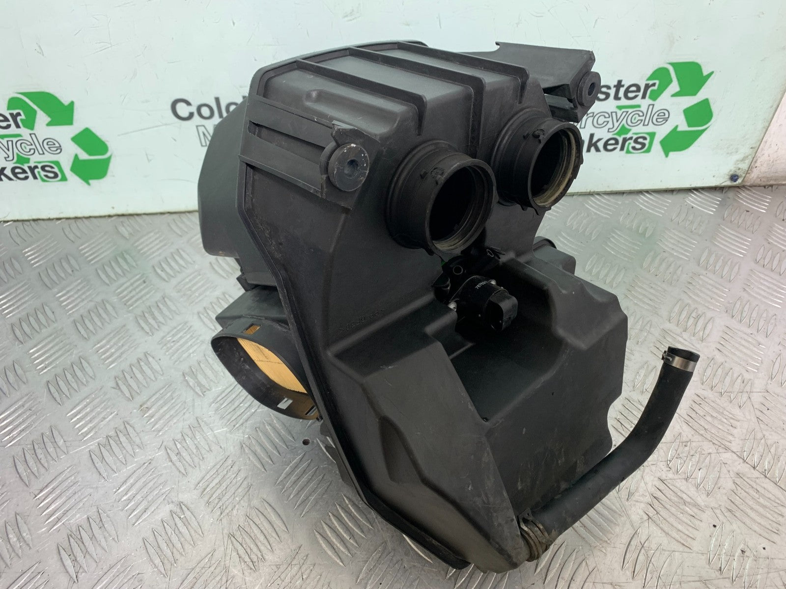 BMW F800 GT AIRBOX  YEAR 2013-2017 (CMB1248)