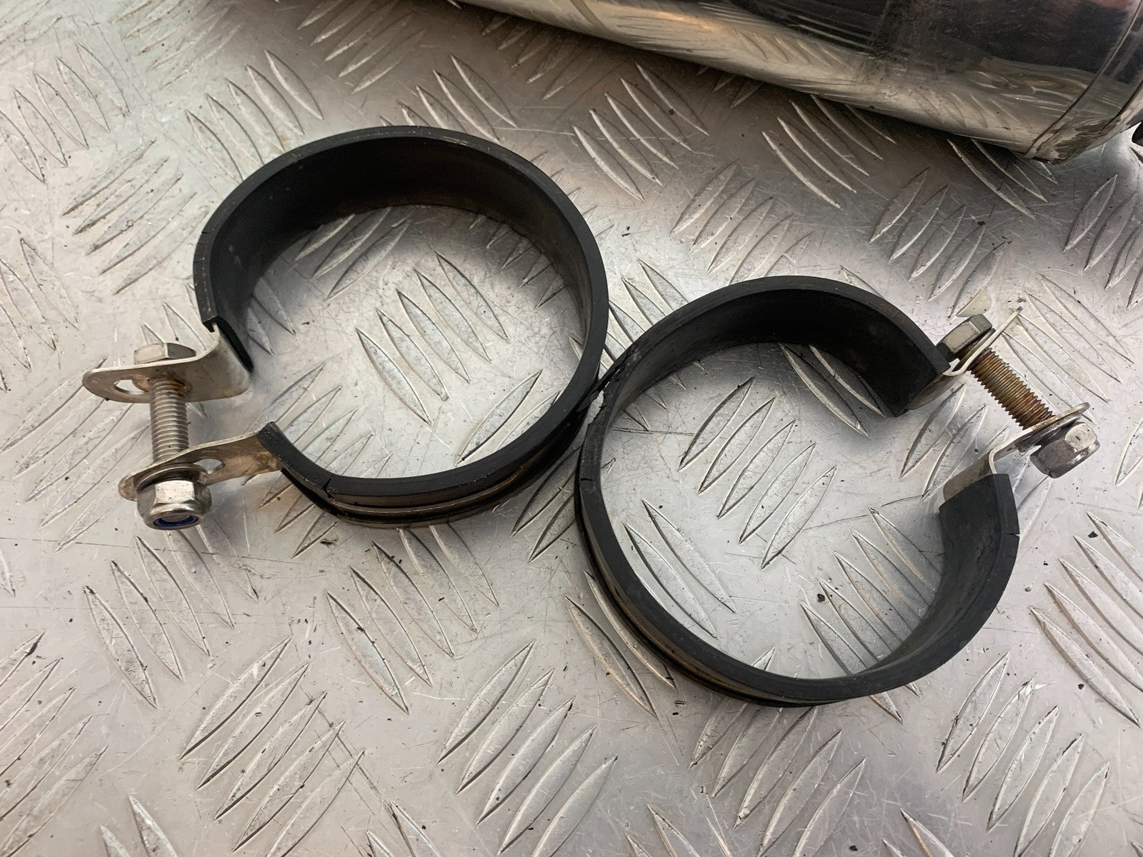 YAMAHA XJR1300 XJR 1300 SILENCERS   YEAR 1999-2003 (CMB1119)