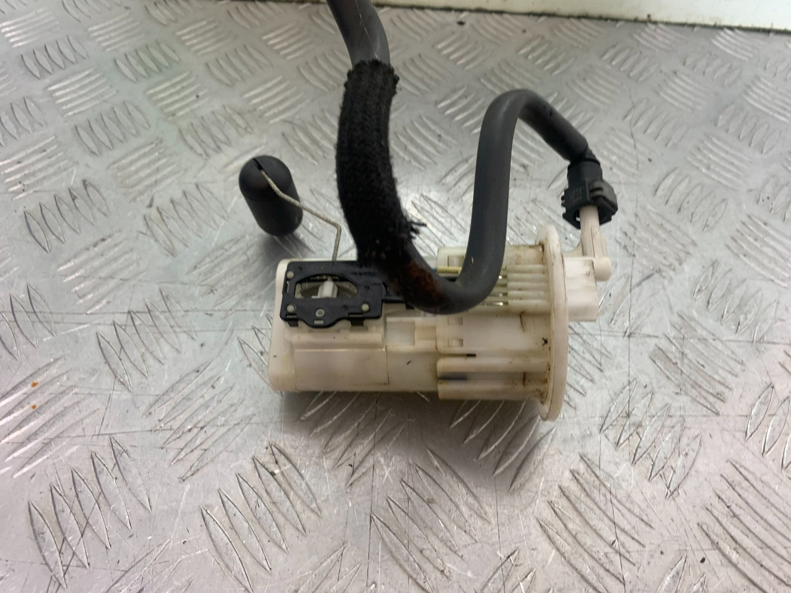 YAMAHA XSR900 XSR 900 PETROL PUMP YEAR 2022-2024 (CMB1215)