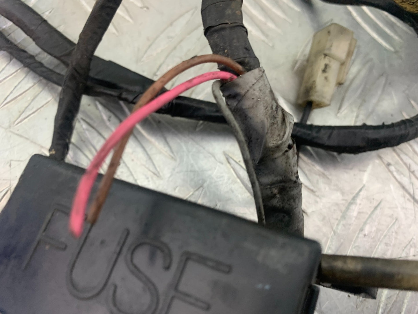 YAMAHA YZF1000 THUNDERACE WIRING LOOM YEAR 1997-2000 (CMB1204)