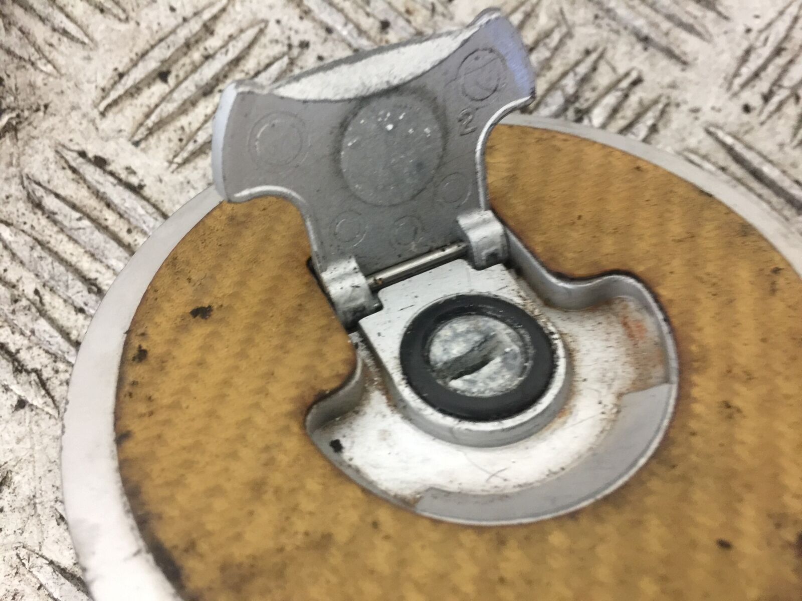 HONDA CBR125 CBR 125 LOCKS AND KEY  YEAR 2011-2017 (STOCK 732)