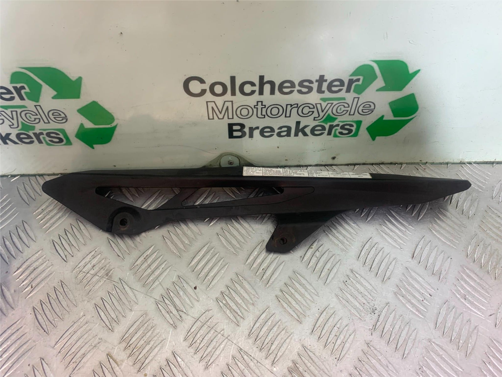 SUZUKI SV650 SV 650 mk1 CHAIN GUARD   YEAR 1999-2002 (CMB1160)