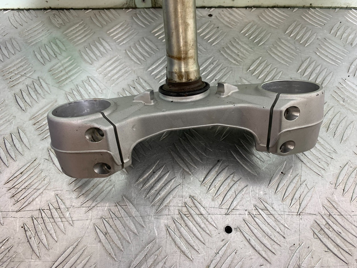MV AGUSTA 800 F3 BOTTOM YOKE  YEAR 2017-2019 (CMB1227)