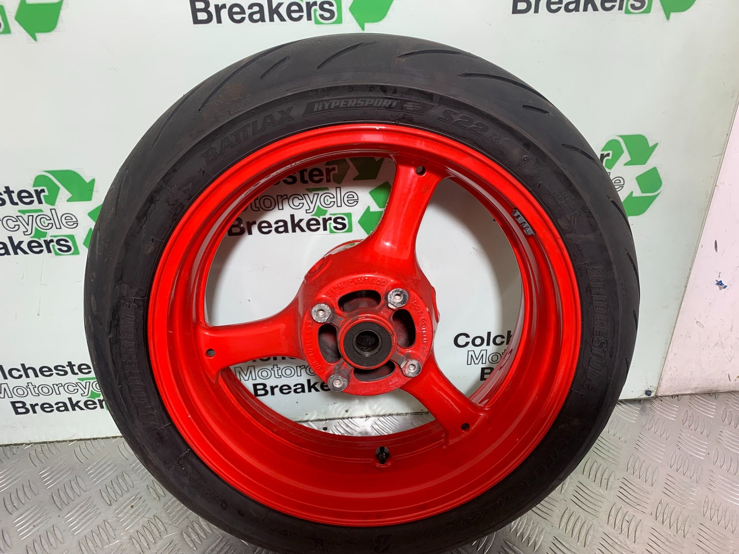 KAWASAKI ZX10R ZX 10R REAR WHEEL YEAR 2011-2015 (CMB1154)