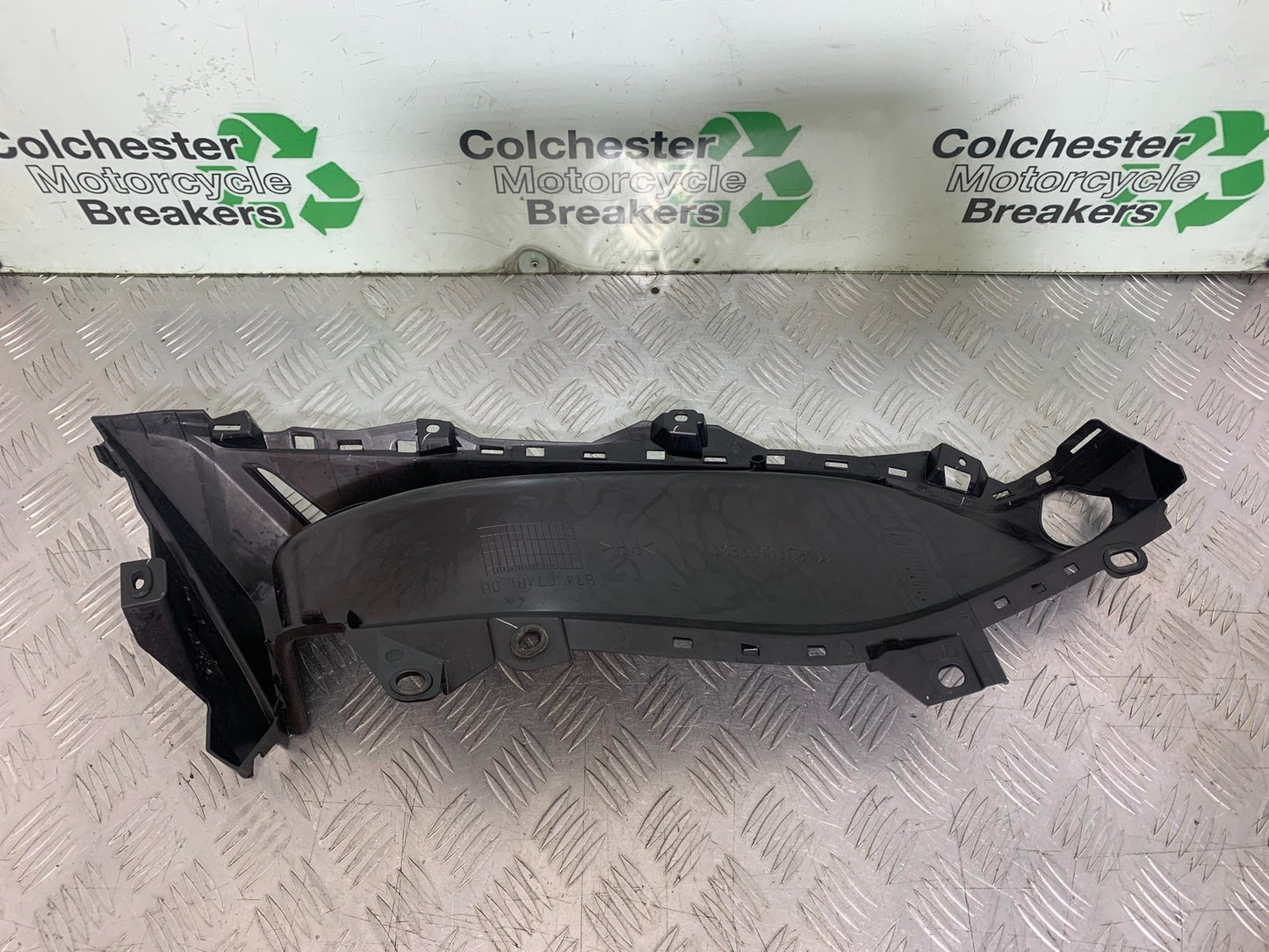 YAMAHA XMAX 300 FOOTBOARD YEAR 2017-2020 (CMB1218)