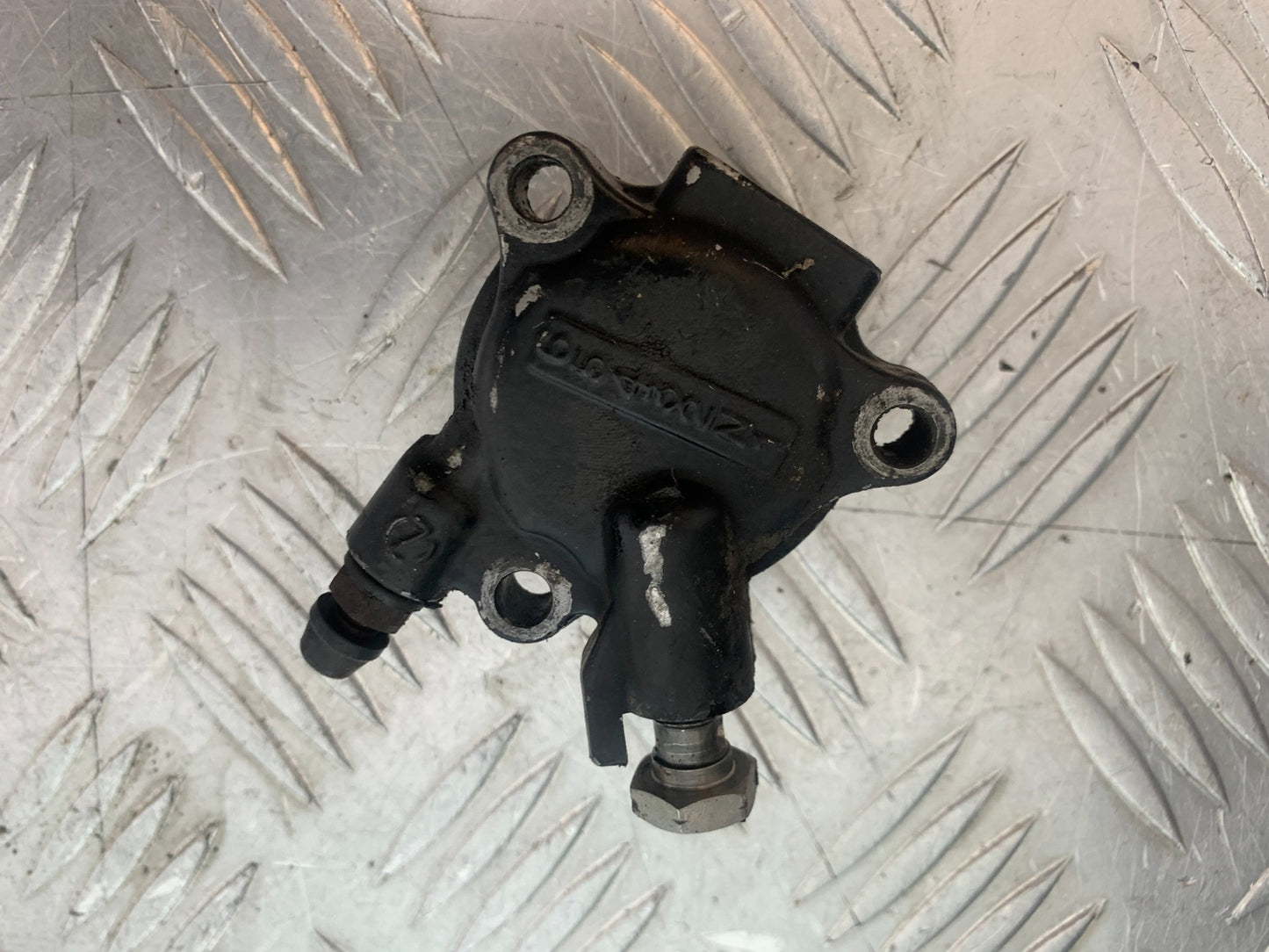 KAWASAKI ZZR1100 D CLUTCH SLAVE CYLINDER    YEAR 1993-2001 (CMB1164)