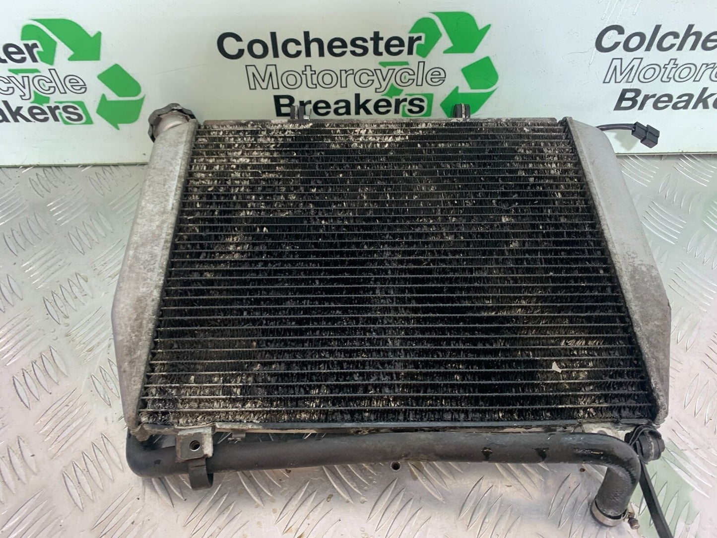 KAWASAKI ZX12R ZX12 R RADIATOR  YEAR 2000-01 (CMB1038)