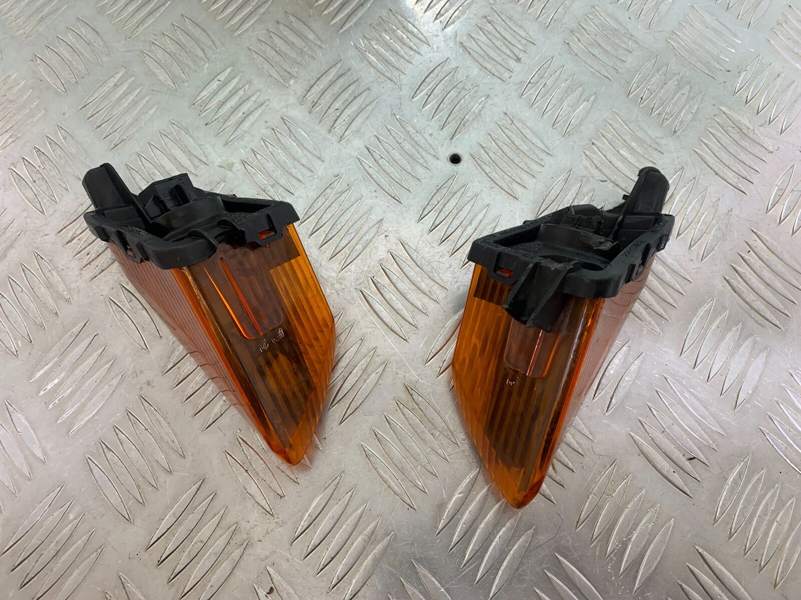 HONDA VFR800 VFR 800 V-TEC FRONT INDICATORS  YEAR 2002 -09 (CMB1012)