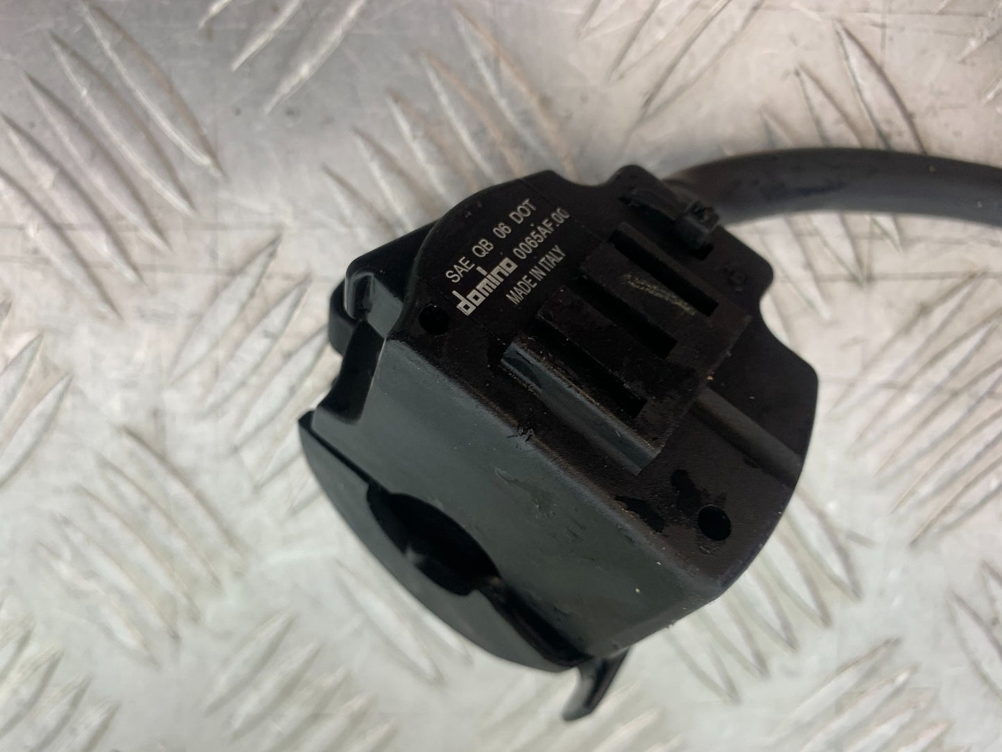 APRILIA TUONO 1000 V4 LEFT SWITCH GEAR    YEAR 2013-2014 (CMB1239)