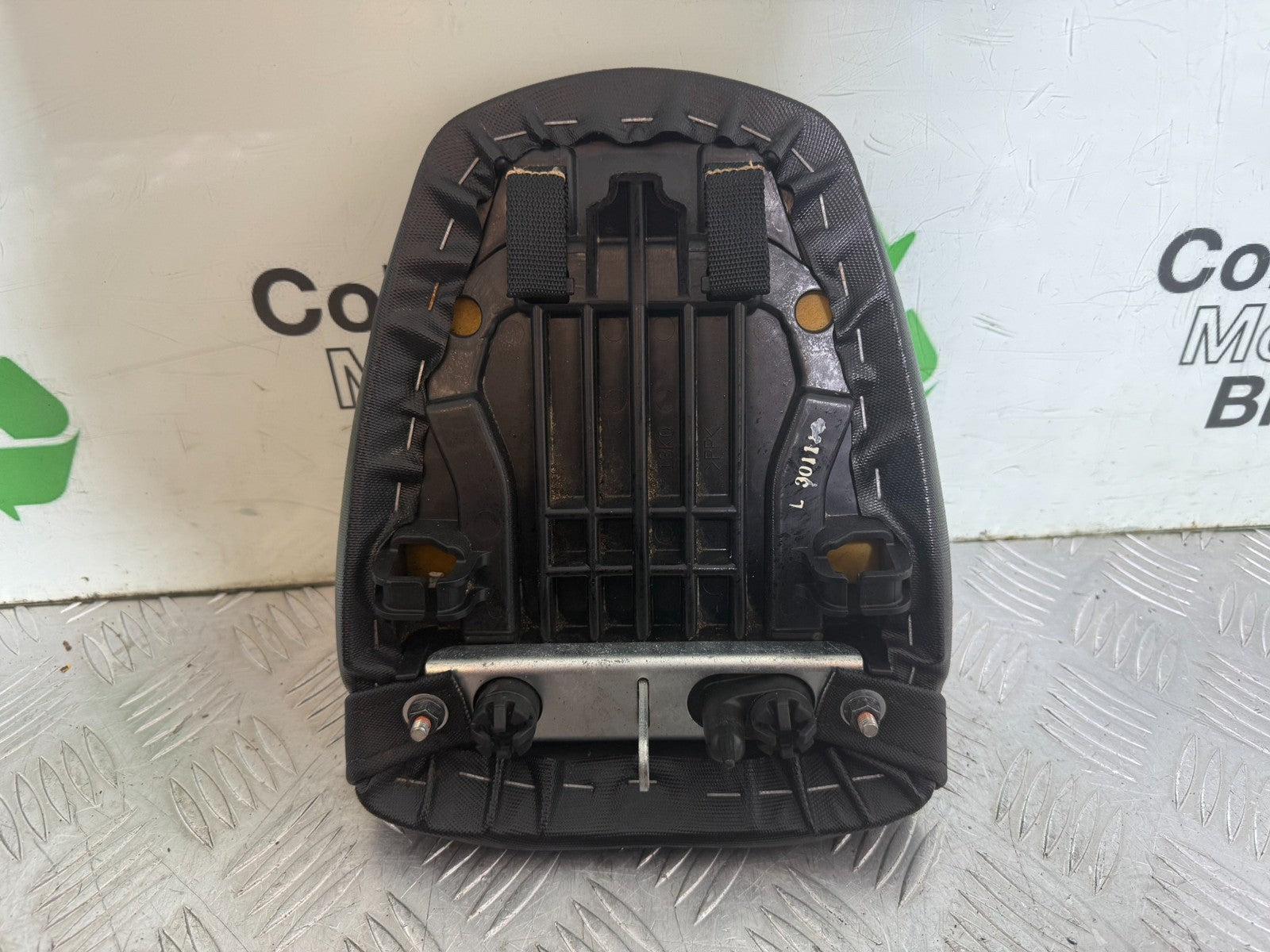 SUZUKI GSX-S750 GSXS GSX S 750 REAR PILLION SEAT YEAR 2017 - 2021