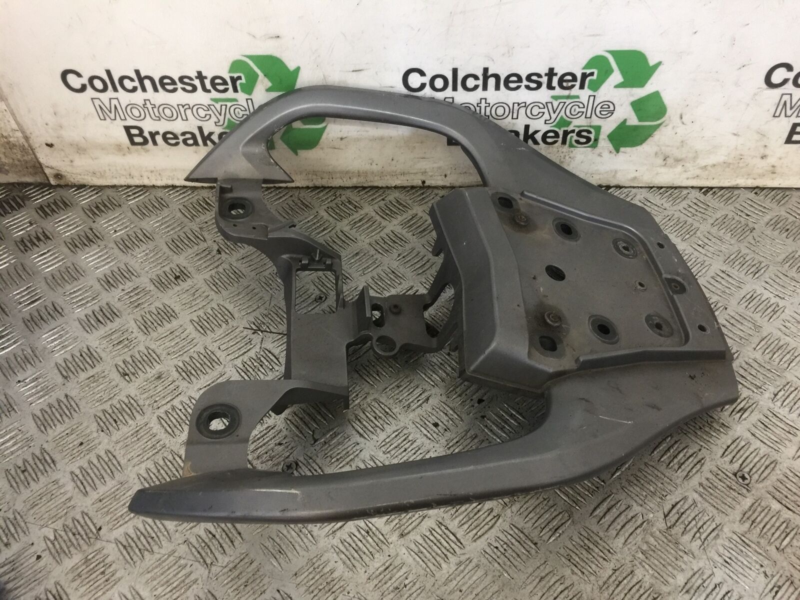 TRIUMPH TROPHY 1215 SE RACK  2012-2017 (STOCK 740)