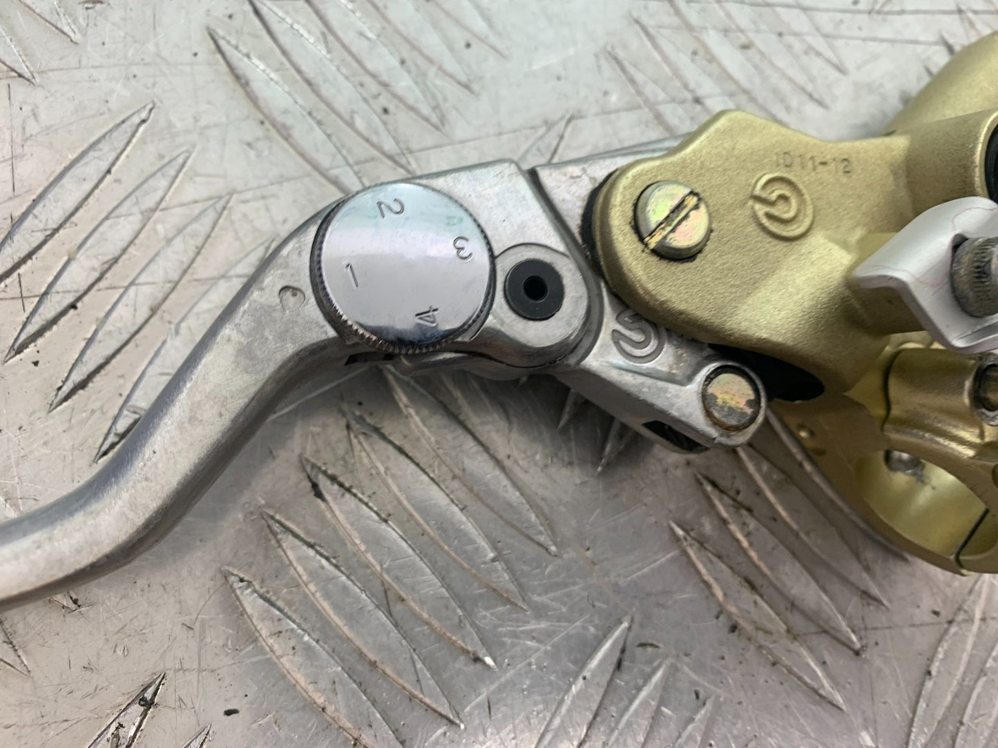 DUCATI 996 SPS 748 916 998 CLUTCH MASTER CYLINDER   1999-2000 (CMB1209)