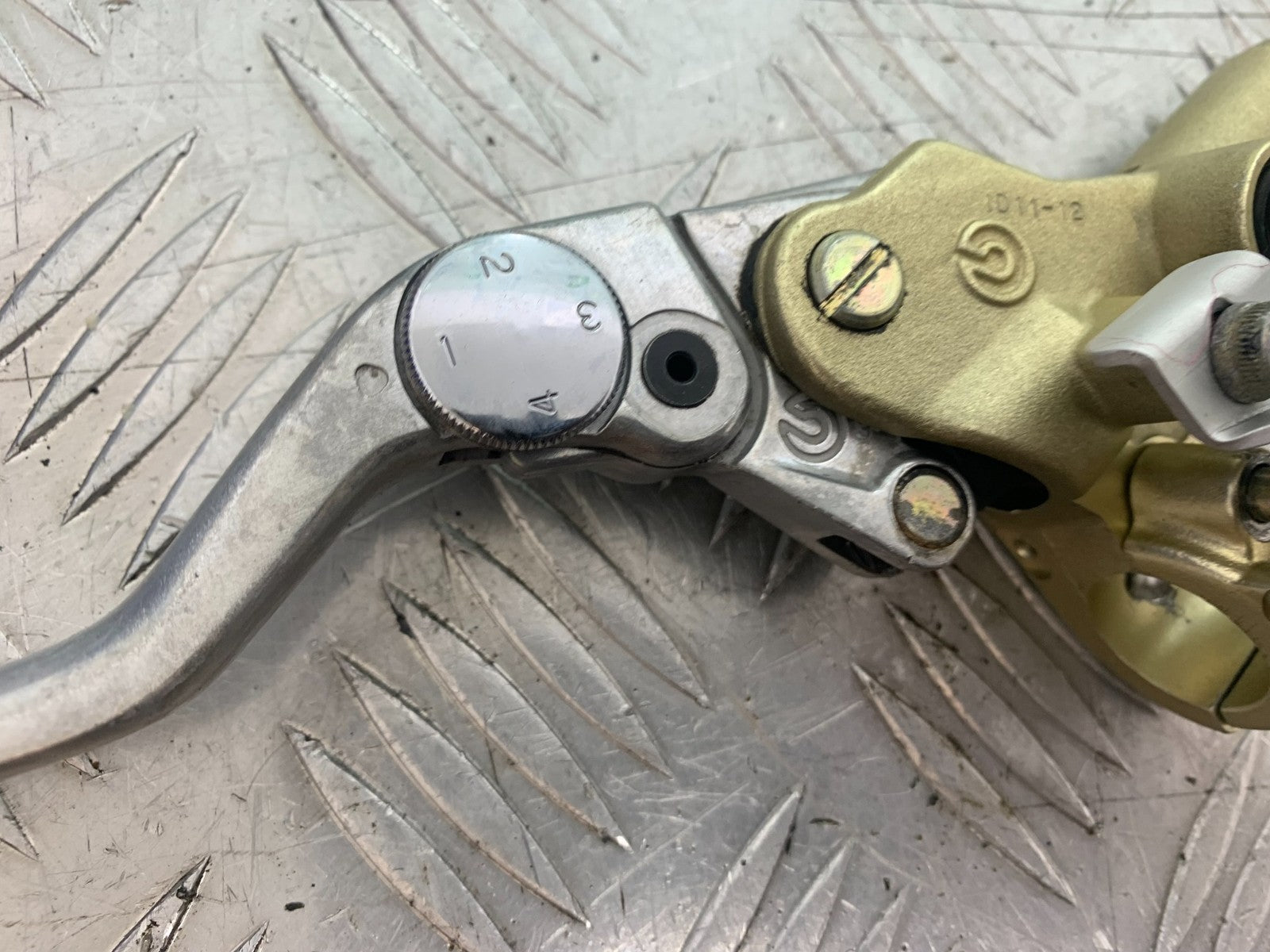 DUCATI 996 SPS 748 916 998 CLUTCH MASTER CYLINDER   1999-2000 (CMB1209)