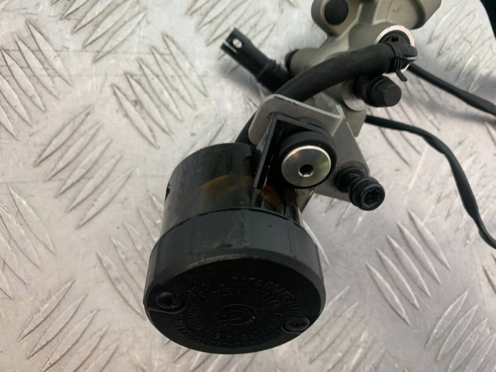 DUCATI 937 MONSTER FRONT MASTER CYLINDER  YEAR 2021-2024 (CMB1270)