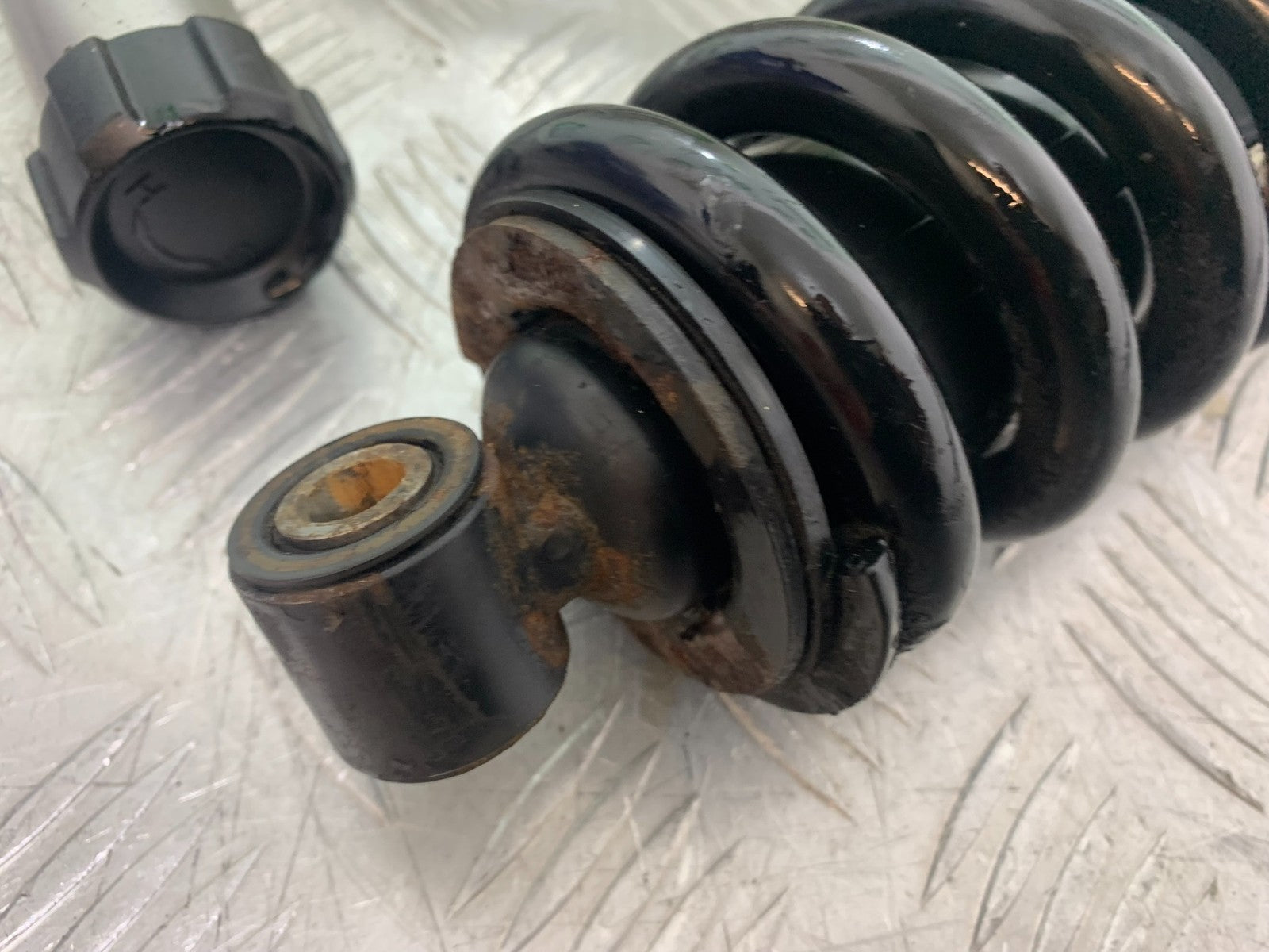 KAWASAKI 650 VERSYS REAR SHOCK YEAR 2015-2018 (CMB1288)