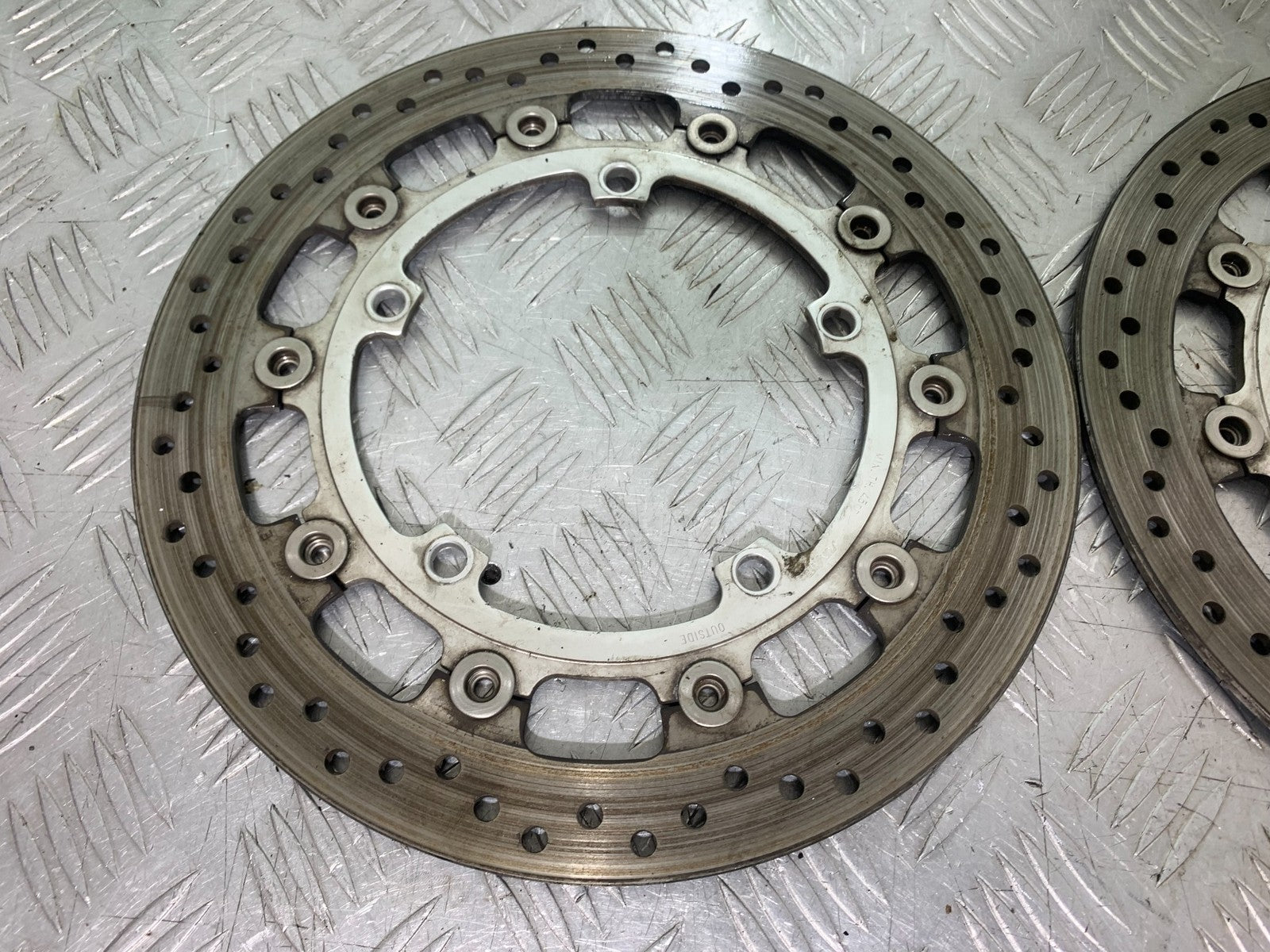 TRIUMPH 1050 SPRINT GT FRONT BRAKE DISCS  YEAR 2010-2016 (CMB1250)