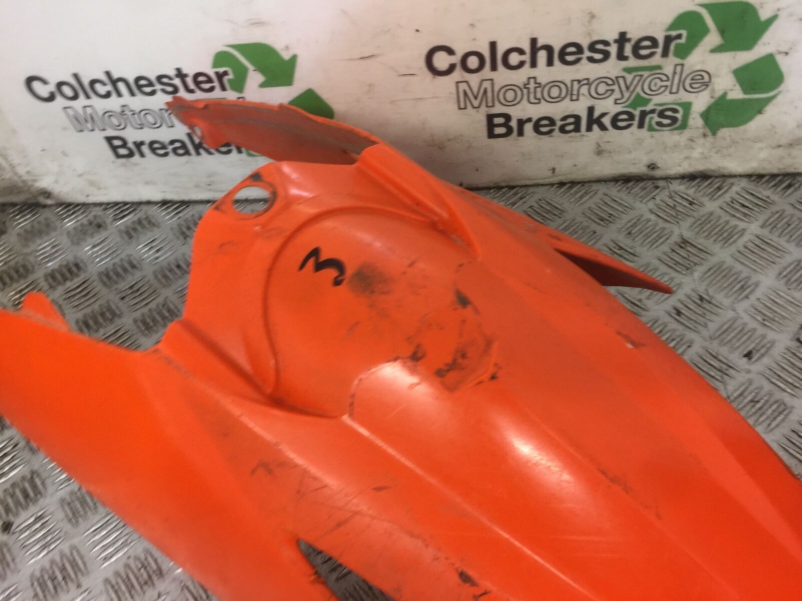 KTM450 KTM 450 EXC REAR MUDGUARD  YEAR 2004 (STOCK 520)