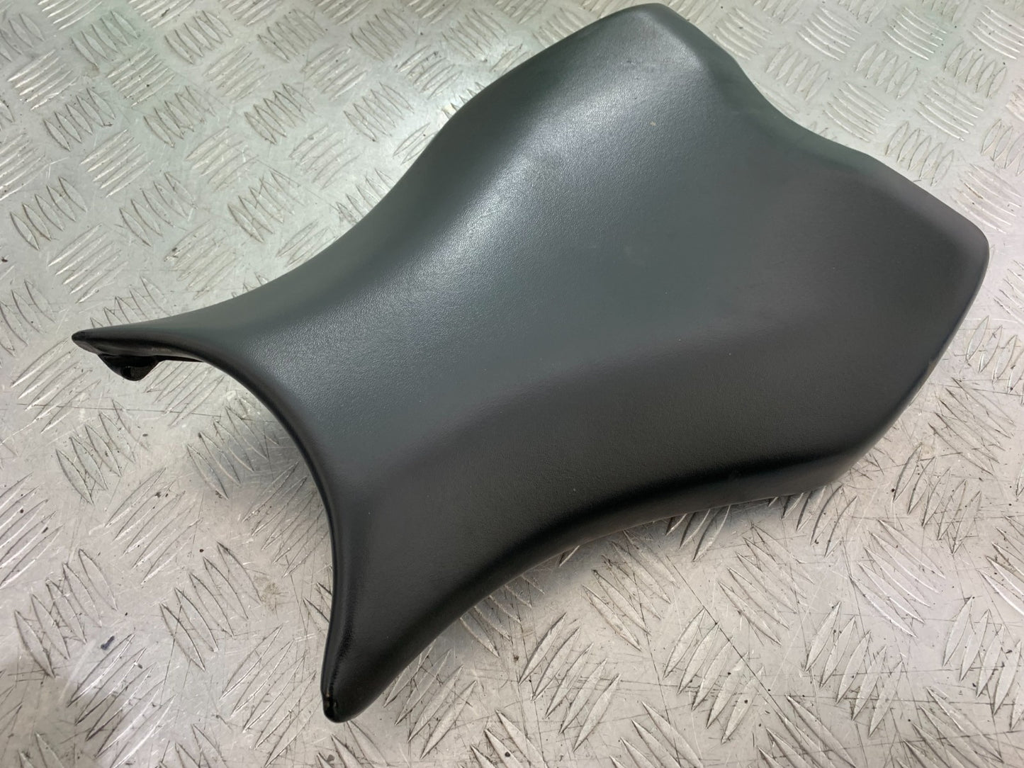HONDA CBR1000 RR FRONT SEAT YEAR 2008-2011 (CMB1330)