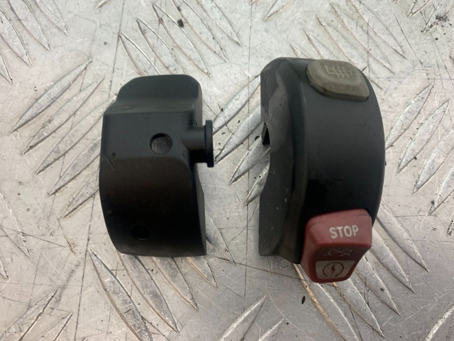 BMW K1300 S K 1300 S RIGHT SWITCH GEAR  YEAR 2009-16 (CMB1216)