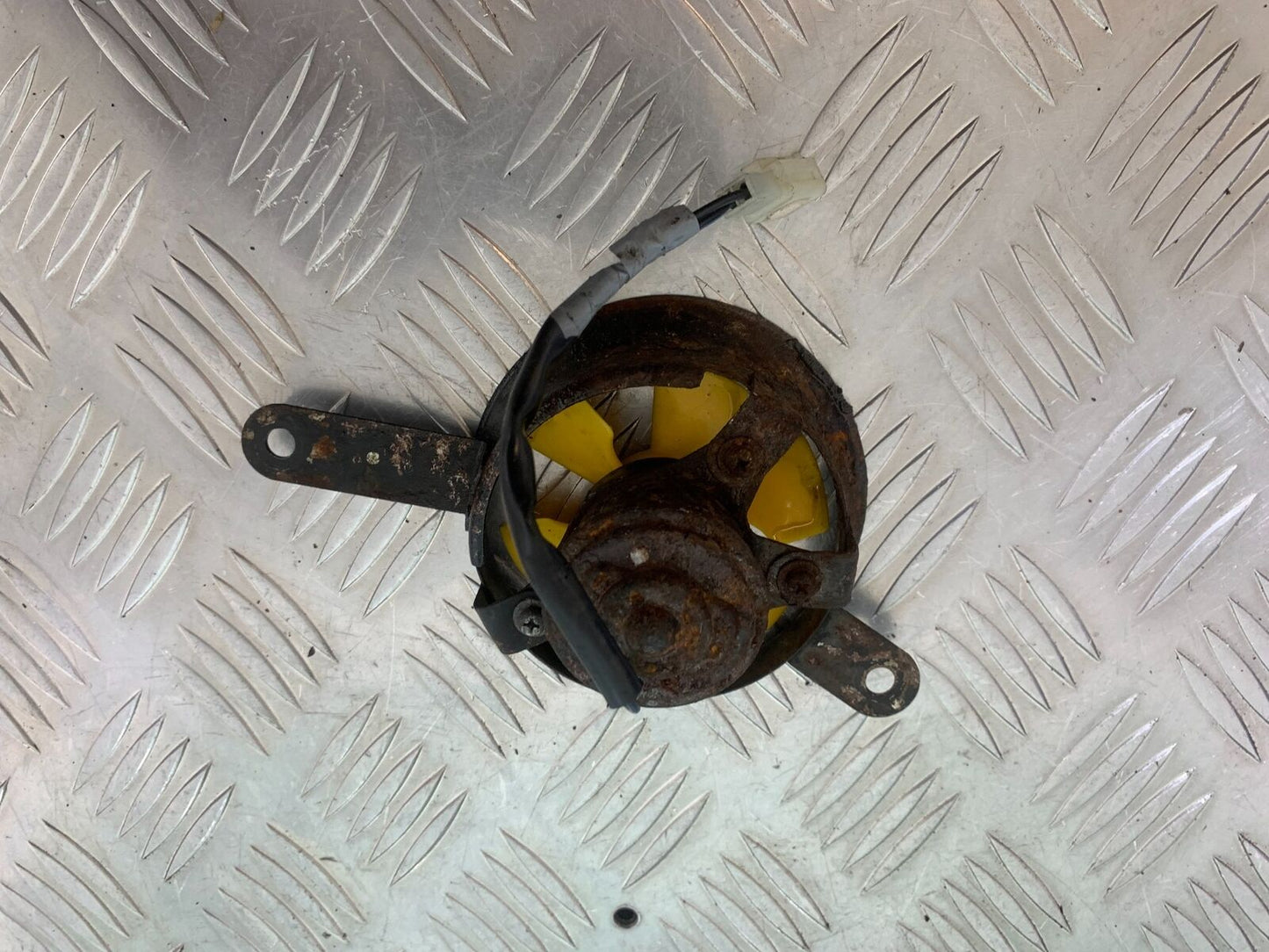 HONDA CBR125 CBR 125 RADIATOR FAN   YEAR 2007-10 (CMB1004)