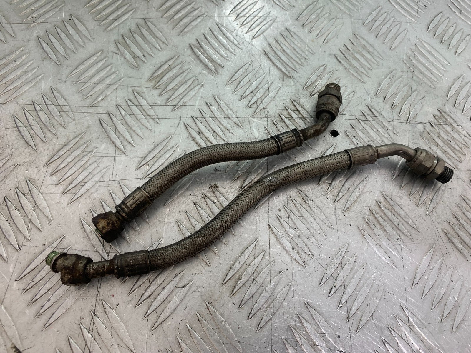 DUCATI 996 SPS 748 916 998 OIL COOLER LINES 1999-2000 (CMB1209)