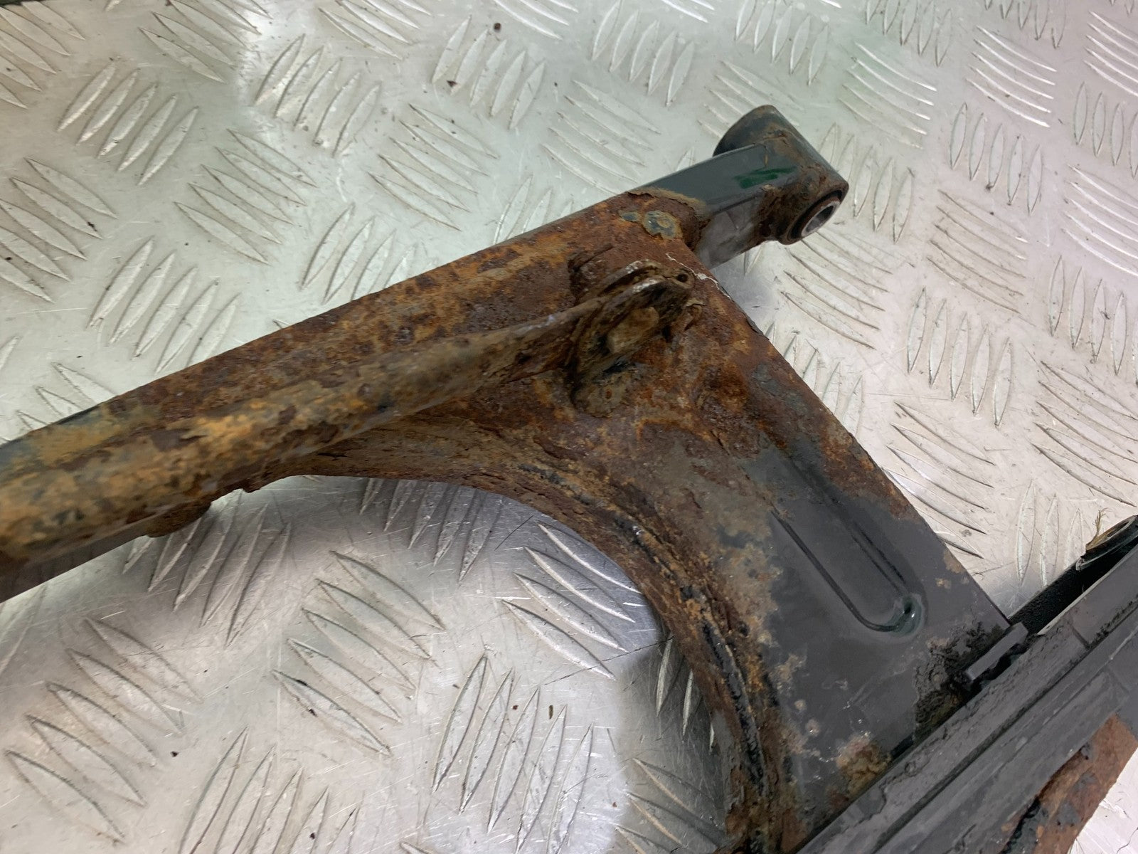 HONDA CBF125 CBF 125 SWINGARM  YEAR 2009-14 (CMB1182)