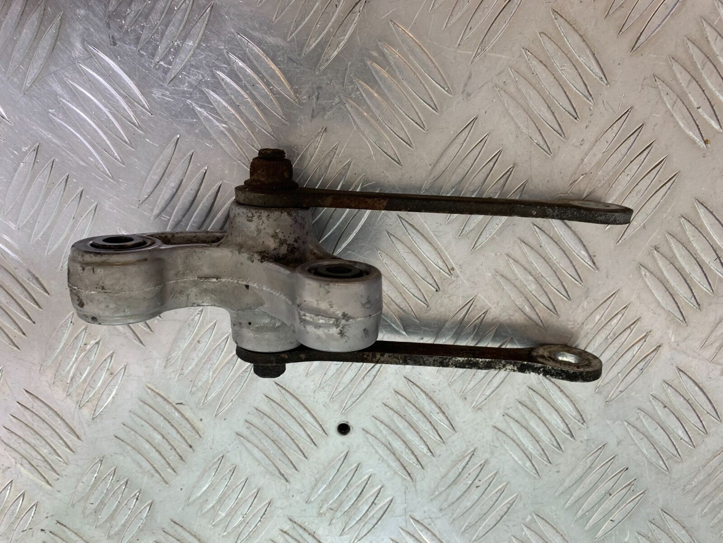 SUZUKI SV650 SV 650 REAR SHOCK LINKAGE   YEAR 2003-2006 (CMB1014)