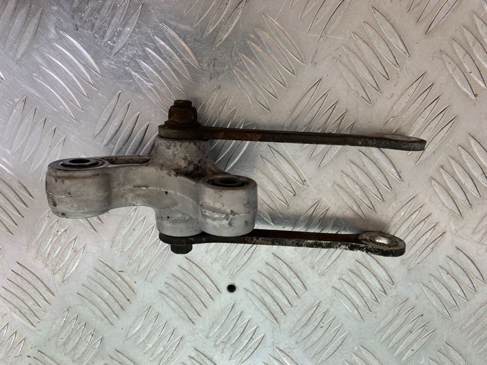 SUZUKI SV650 SV 650 REAR SHOCK LINKAGE   YEAR 2003-2006 (CMB1014)
