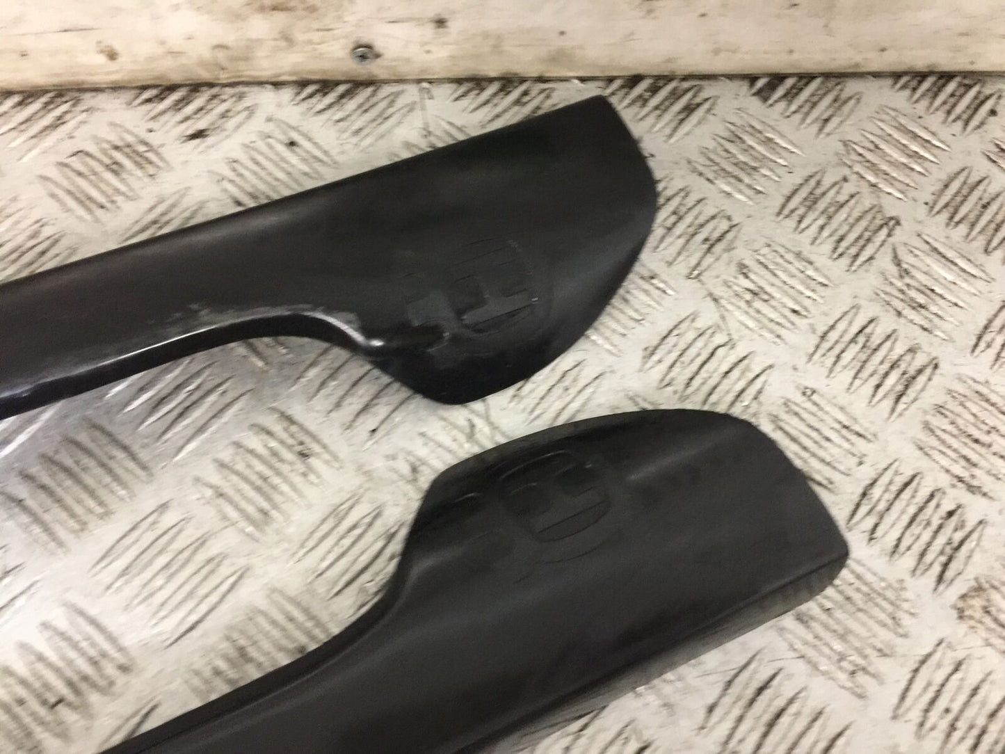 HUSQVARNA TE 610 E FORK COVERS   YEAR 2001 (STOCK 803)