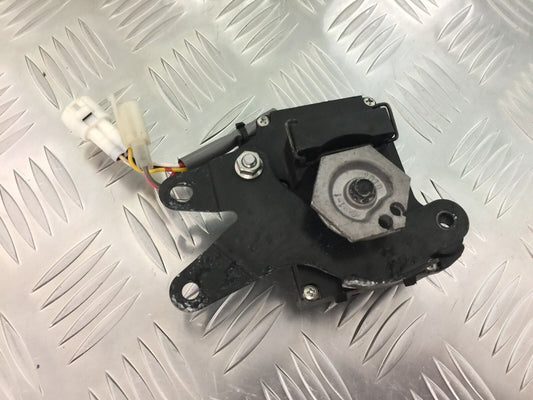 KAWASAKI Z1000 Z 1000 EXHAUST SERVO MOTOR  YEAR 2007-2009  (STOCK 927)