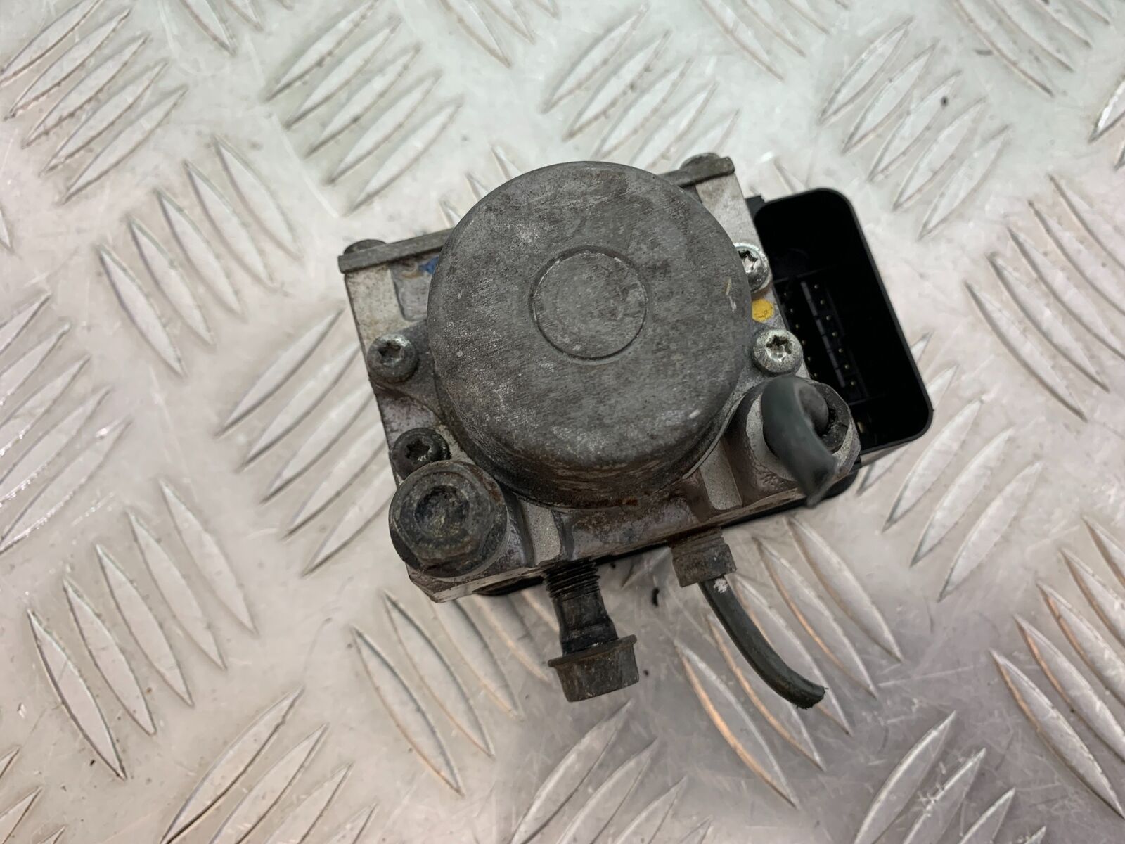 HONDA CBR500R CBR 500 R ABS PUMP  YEAR 2012-16 (CMB1048)