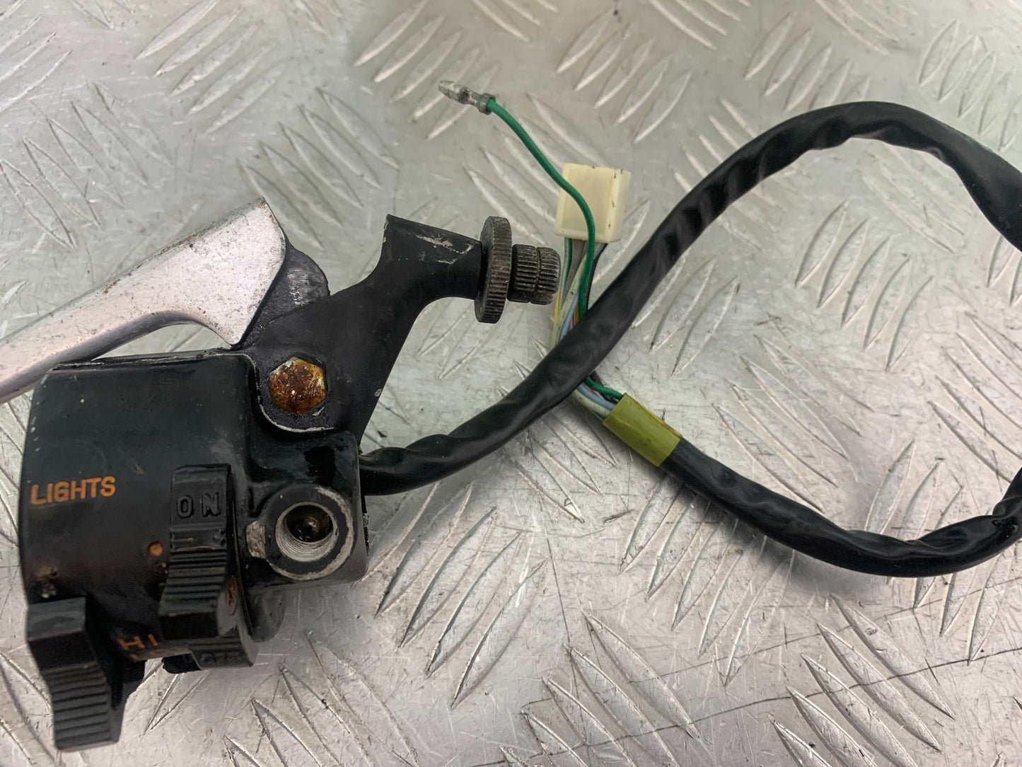 SUZUKI GP100 GP 100 LEFT SWITCH GEAR   YEAR 1978-1988 (CMB1259)