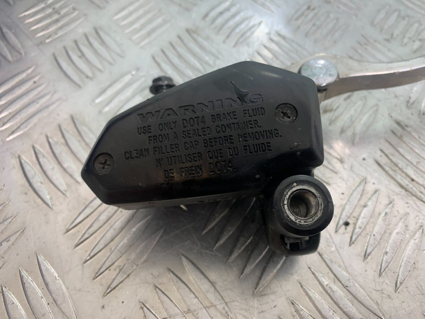 KAWASAKI Z650 ER650 KNFAN FRONT MASTER CYLINDER  YEAR 2022-2024 (CMB1112)
